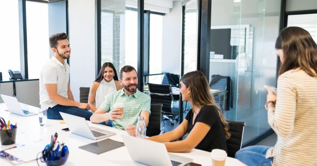 Upskilling y reskilling en espacios de coworking: la nueva forma de aprender y crecer profesionalmente