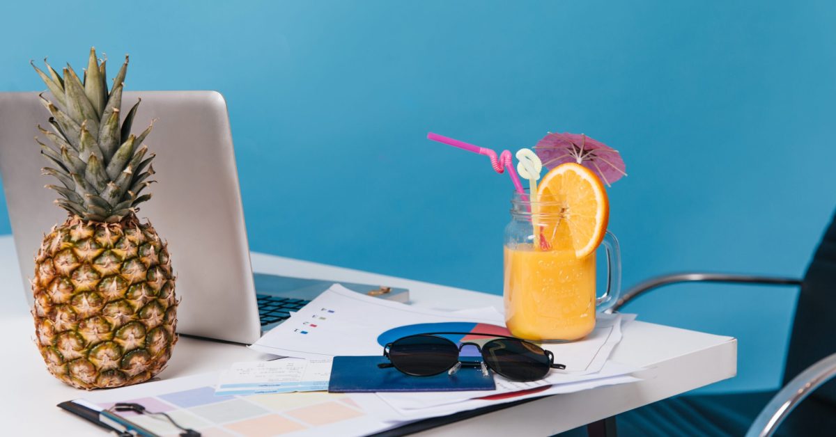 vacaciones-verano-oficina